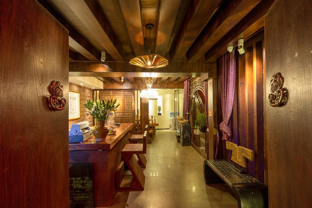 Lijiang Yuntian Palace Hotel Exterior foto