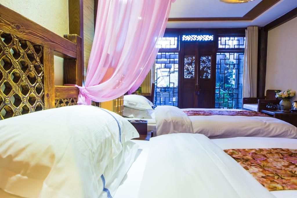 Lijiang Yuntian Palace Hotel Exterior foto