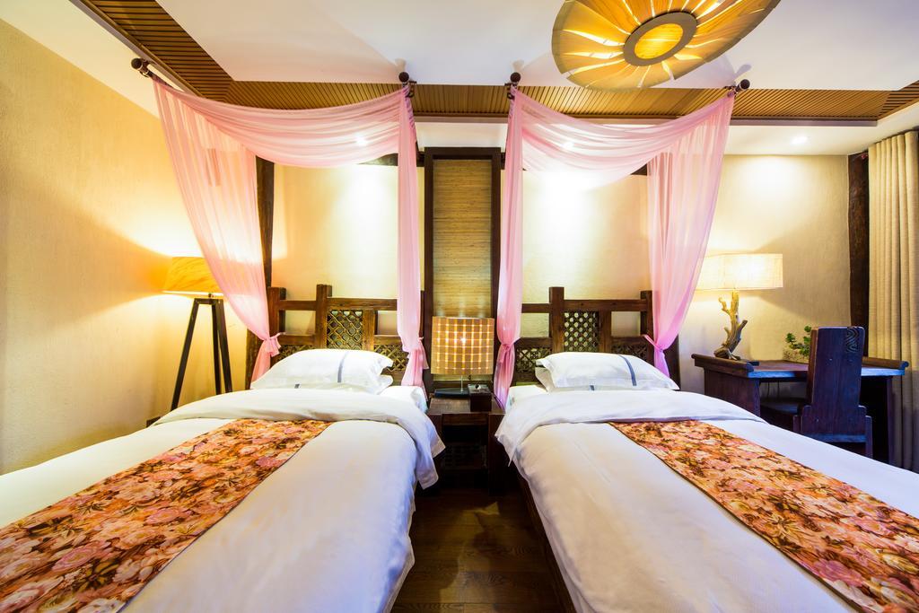 Lijiang Yuntian Palace Hotel Zimmer foto